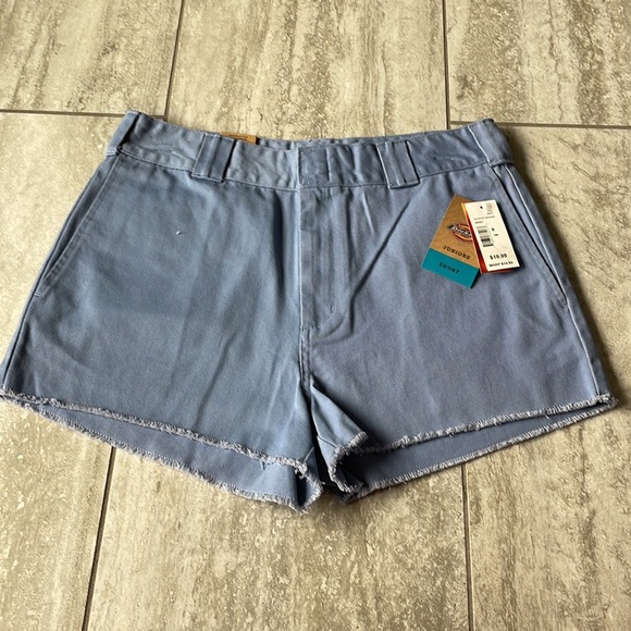 Di lies,Juniors blue short,2front slide pockets,2back pockets,high rise,twill - Picture 9 of 16